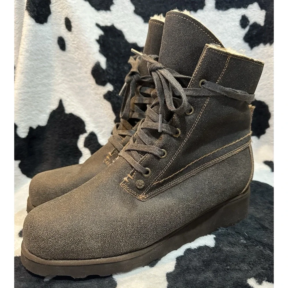 Bearpaw Women's Krista WIDE‎ Wedge Boots Size 10 - Chesnut Distressed